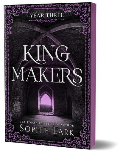 [UB231551] Kingmakers: Year Three (Deluxe Edition) - (Sale) Sophie Lark 